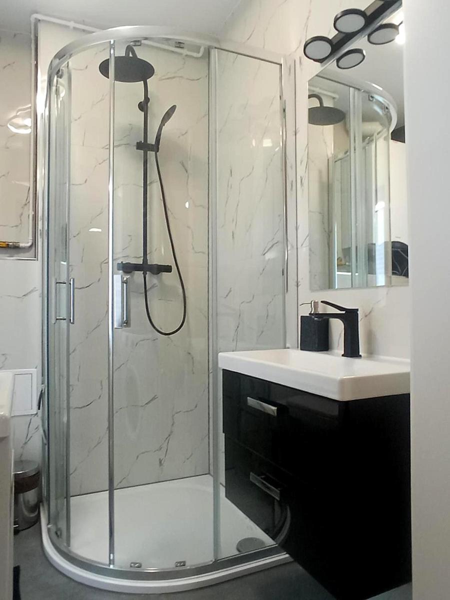 Apartament Wolnosci Єленя-Ґура Екстер'єр фото
